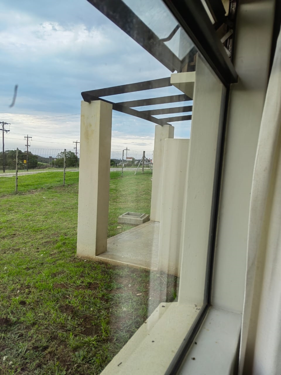 2 Bedroom Property for Sale in Kidds Beach Eastern Cape